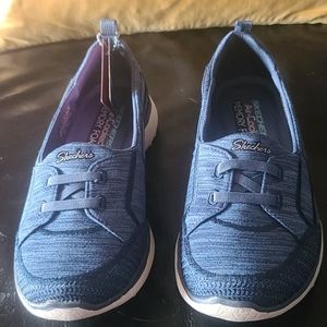 Skechers dockside walking shoes